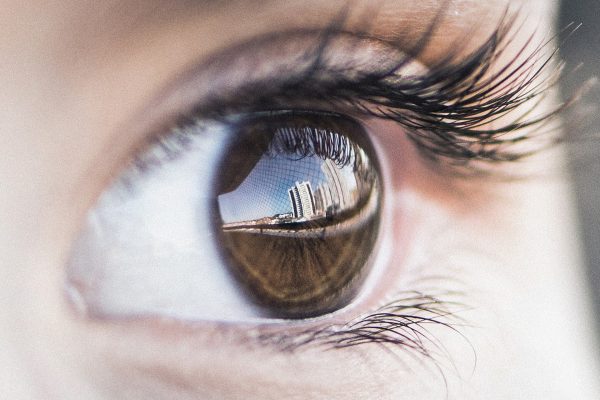 Eye g2e19338cd
